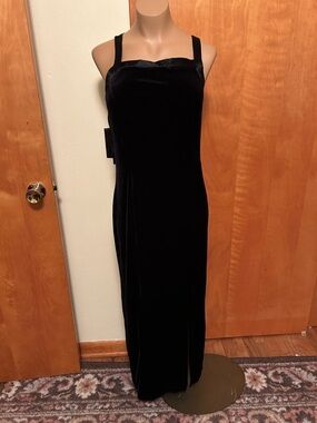 CDC Black Velvet Maxi Dress with Square Neckline